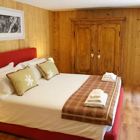 فندق مبيت وإفطار Lo Chalet *